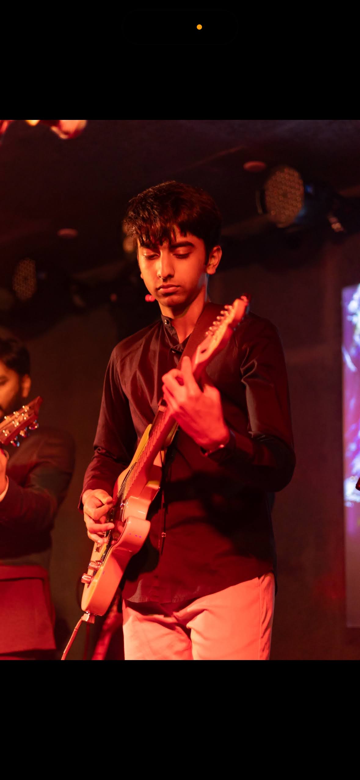 Dolce Music Academy Lead Guitarist Gallery - 1